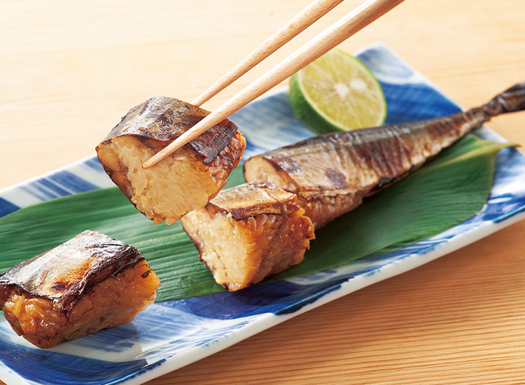 焼きさんまめし